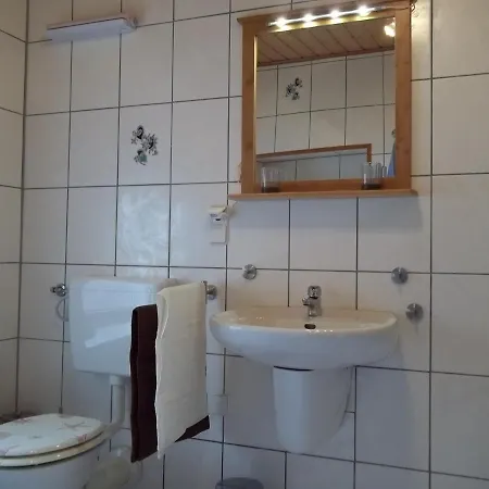 Pfalzwohnung * Ellerstadt